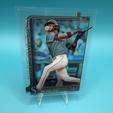 2025 Topps Series 2 - Victor Robles #572 Clear /10 Acetate