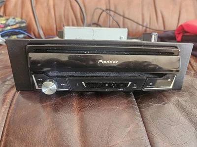 Pioneer AVH-Z7200DAB - Imagen 1 de 4