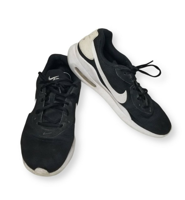 black nike shoes size 9