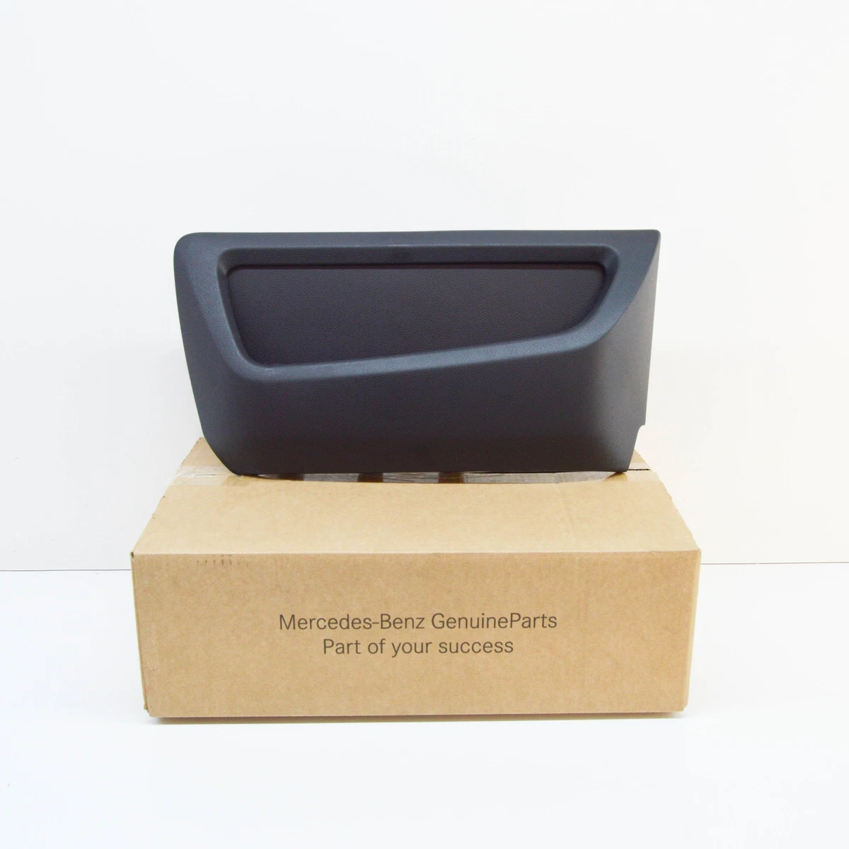 MB VITO W447 Front Outer Left Seat Base Trim A44791070029051 NEW 