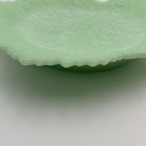 Set Of Fenton Jadeite/ Green Milk Glass Dishes - Picture 18 of 24