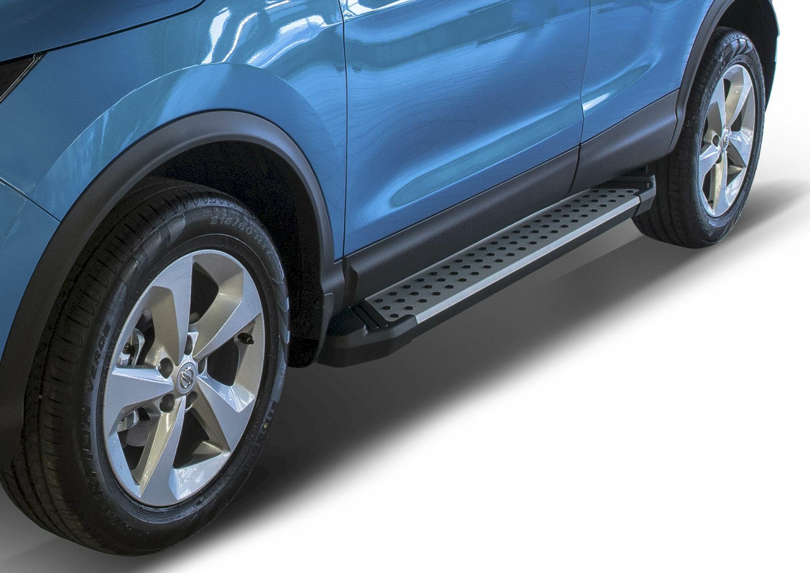 Marche-pieds aluminium RIVAL Advanced avec surface antidérapante pour Nissan Qashqai