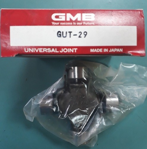GMB JAPAN UNIVERSAL JOINT REAR PROPELLER SHAFT TOYOTA HILUX KUN2# 2.5 3.0D4D 05- - Picture 3 of 4