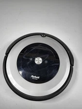 iRobot Roomba e5 Robot Vacuum - For Parts, Signs of Use