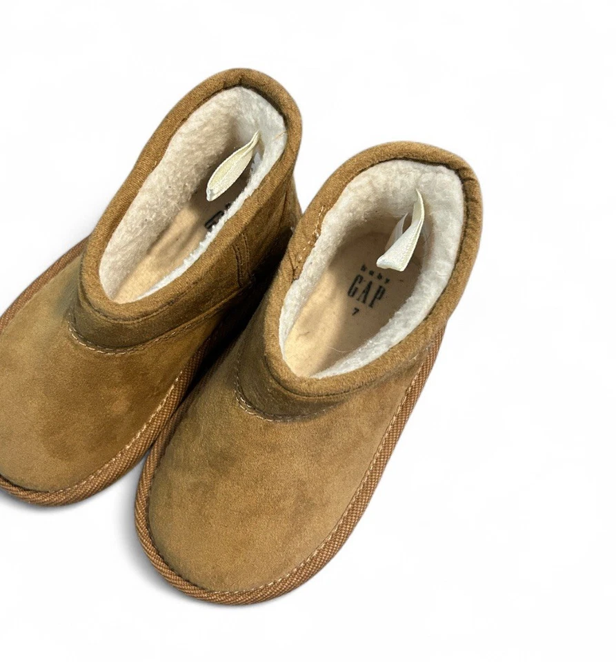 Botas Baby Gap Unisex Talla 7 Infantil Marrón Excelente Estado Preciado Foto 3 de 4