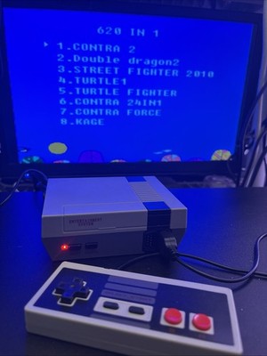 NINTENDO NES EXPANDED CLASSIC EDITION MINI CONSOLE WITH CONTROLLER & CABLES