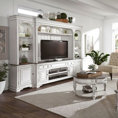 Entertainment Center with Piers - (Liberty Furniture)