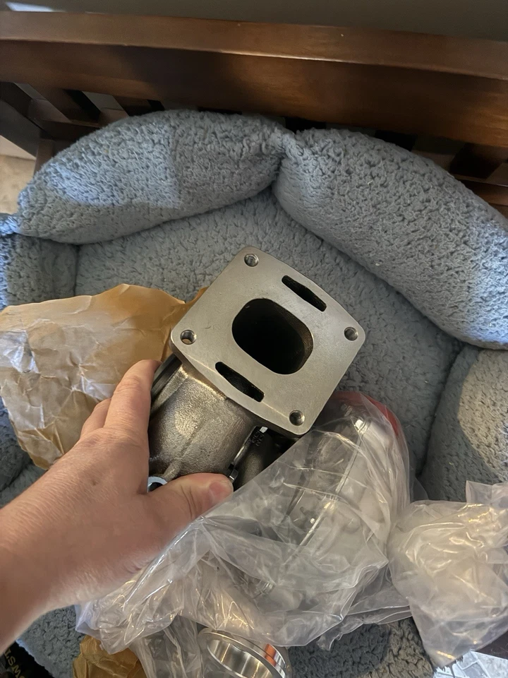 Turbocompresor BorgWarner motor diésel marino K26 Volvo Penta KAD44 KAD43 Foto 4 de 4