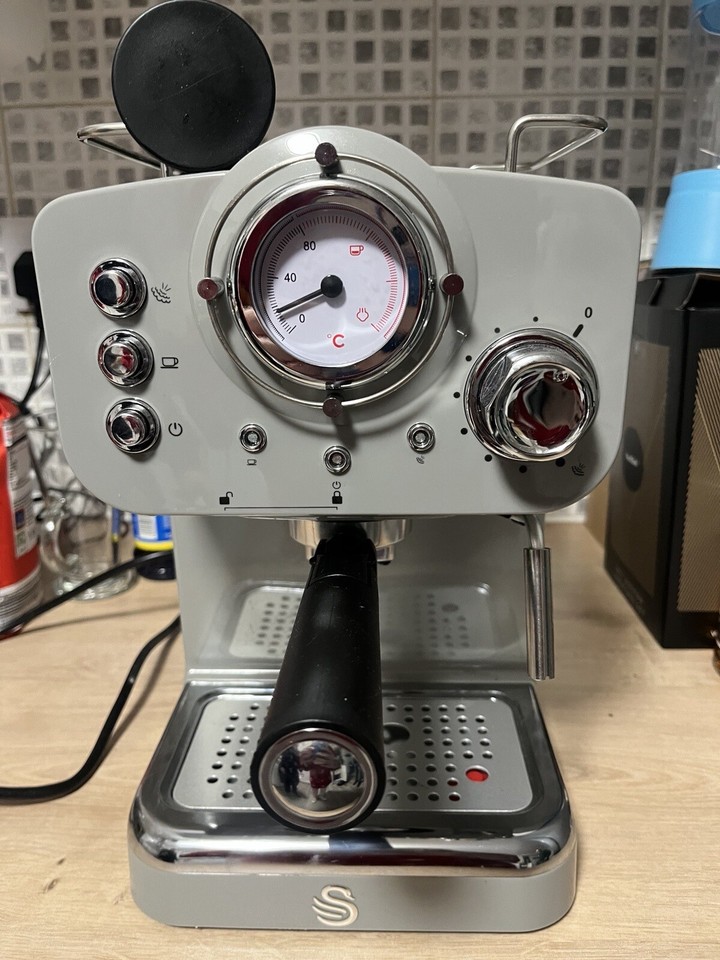 Swan SK22110GRN 15 Bar Retro Pump Espresso Machine Grey 5055322531232