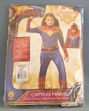 Captain Marvel Costume Halloween Small/Petit Padded Jumpsuit 3D Start Belt Mask