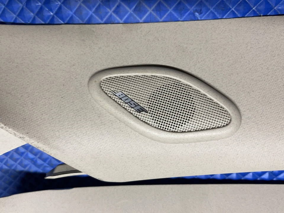 07-14 吉姆西 YUKON TAHOE A PILLAR TRIM 套装 灰色 带 BOSE 扬声器 原始设备制造商 — 第 3/4 张图片