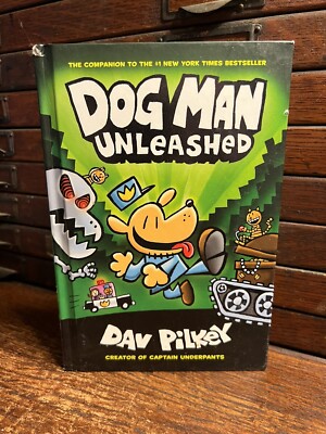 Lot 7 Dav Pilkey Books: 5 Dog Man Hardcover, Capt Underpants