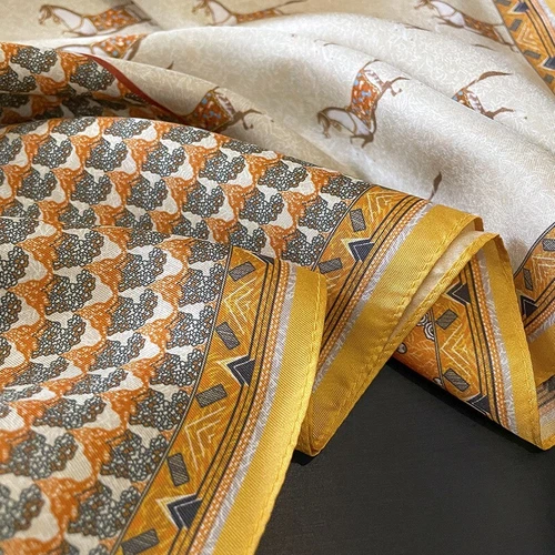 100% Mulberry Silk Women Vintage Neckerchief Wrap Yellow Horse 26" Square Scarf - Bild 4 von 5