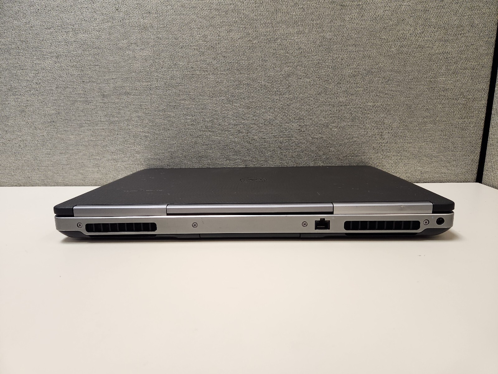 DELL PRECISION 7720/4 CORE i7-6820HQ@2.70GHZ/64GB/512GB SSD+1TB/6GB NVIDIA P3000 - Picture 11 of 14