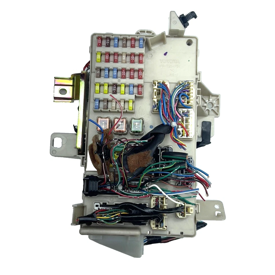 Lexus ES330 STD, Fuse Box Cabin, 03-06, 3.3L-V6, AT-U151E, 3MZFE, 82730-33230 - Image 3 of 4