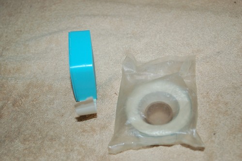 Vintage blau Tupperware Gefrierschrank Etikettenspender mit extra Rolle versiegelter Etiketten - Bild 4 von 9