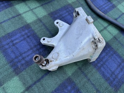 Mercedes-Benz 6032230704 Genuine OEM Front Bracket for sale online 