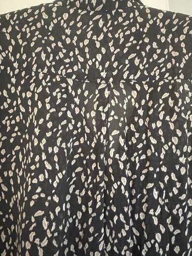 Anthropologie Cloth & Stone black shirt with leopard animal print Size S - Picture 8 of 10