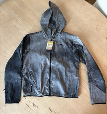 NWT Nike Trail Women  s Running Jacket Lightweight Hooded Tie Dye