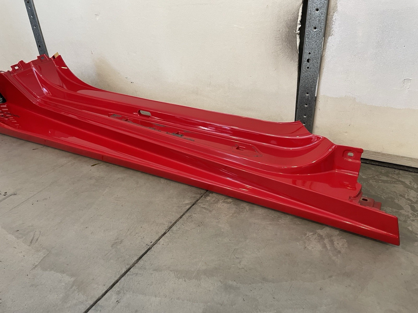 LAMBORGHINI HURACAN LP610, 580 PASSENGER SIDE ROCKER PANEL SIDE SKIRT OEM USED