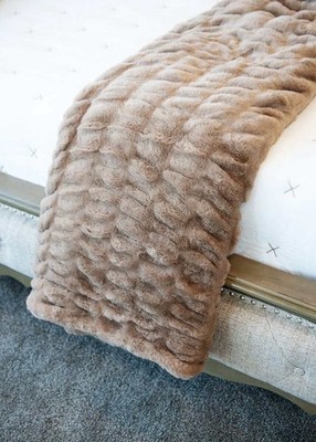 NWT Minky Couture Hugs Adult Blanket Luxury Throw Milk Chocolate 50x60