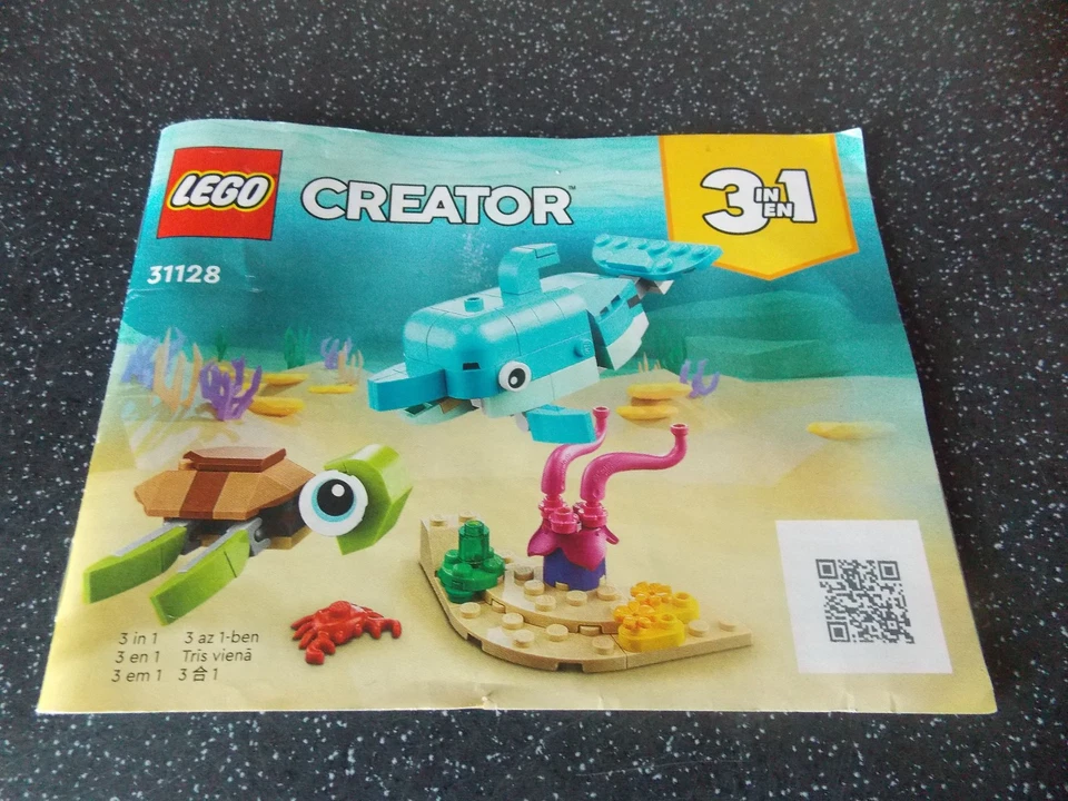 LEGO Creator 31128 Dolphin and Turtle, photo 4 of 5