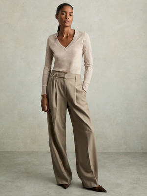 Reiss Evelyn Lyocell-Wolle meliert V-Ausschnitt Top in Stone (Large)