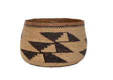 Yurok Basket Early 20th Century 4.25" x 6.5"  Excellent Condition