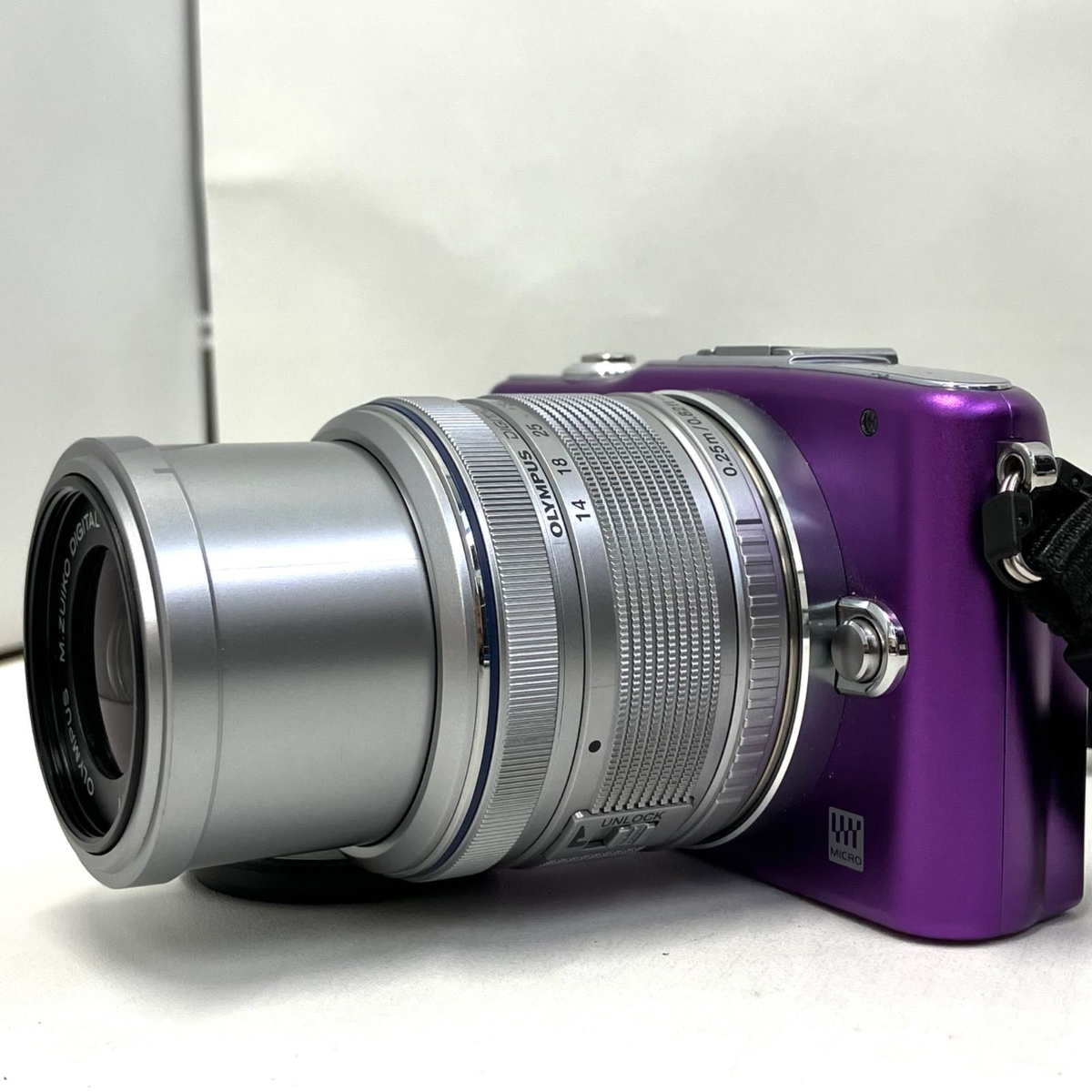 Used] Olympus PEN Mini E-PM1 SLR camera OLYMPUS 14-42mm F3.5-5.6