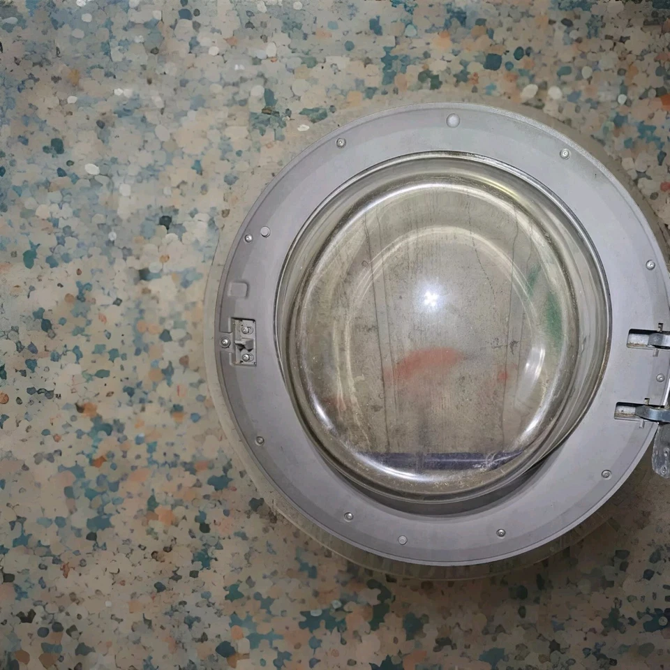 Whirlpool Washer Door  W10424942, W11222029, W10208275, W10208415, W10488048. - Image 3 of 3