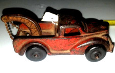 VINTAGE CAST IRON ARCADE TOY WRECKER TRUCK