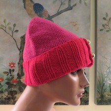NEW WOMENS AUTHENTIC KATE SPADE RED PINK 100 LAMBSWOOL GOLD BALL BEANIE HAT