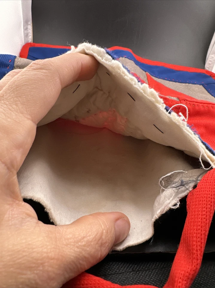 Funda de almohada acolchada a mano | Azul y rojo | Hecho a mano Amish | Diseño 16X16 📦 Foto 4 de 4