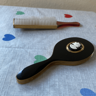 Vintage Victoria Modern style hair brush and mirror | eBay display picture 2