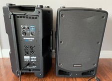 Speakers 2 . SAMSON brand. 12" powered. Great condition and sound. Model RL112A