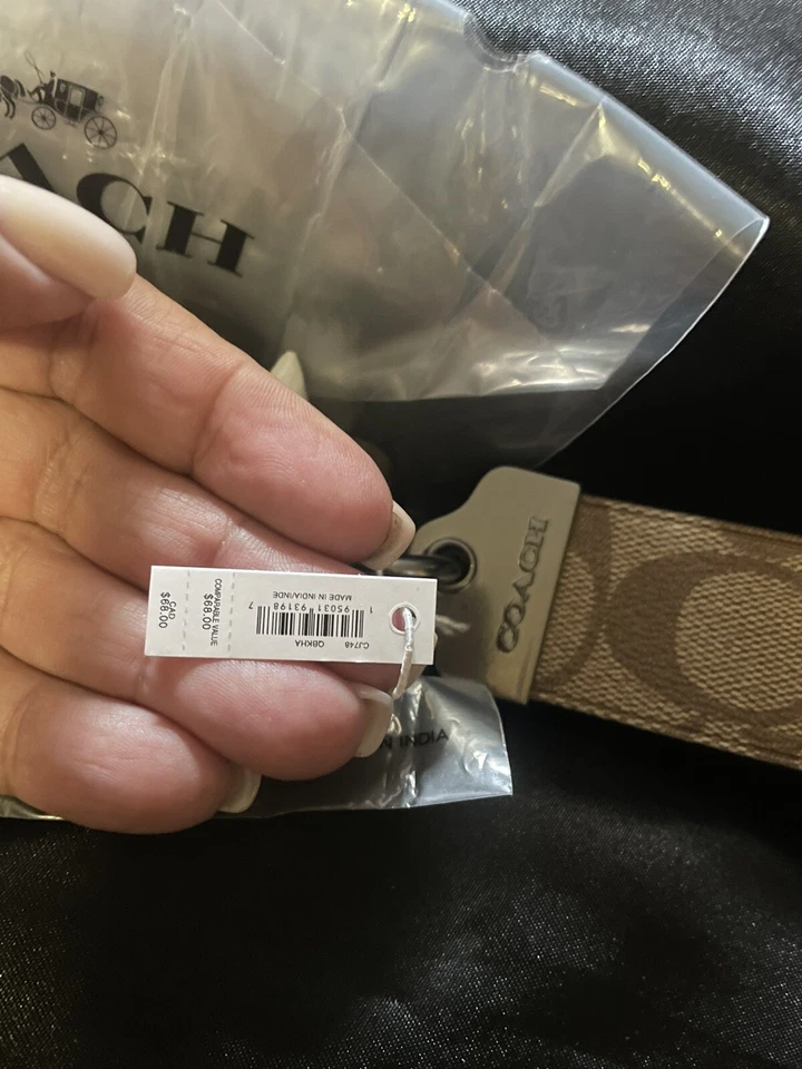 Llavero Coach Loop en lona exclusiva caqui firma pistola metal nuevo con etiquetas Foto 2 de 4