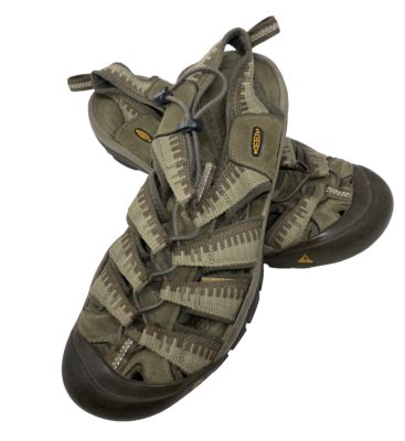 KEEN Newport H2 Closed Toe Water Shoes Men display picture 2