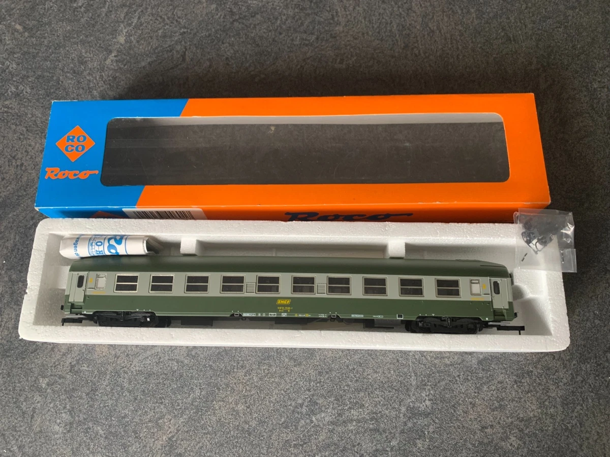 ROCO 45113.1 - Voiture voyageurs Corail 2 cl B11u ep V de la SNCF HO, état neuf EUR 52,00 - FR