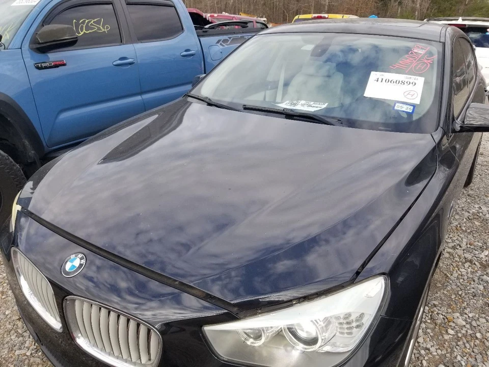 10 2010 BMW 550i GT OEM HOOD ASSEMBLY BLACK - Image 3 of 4