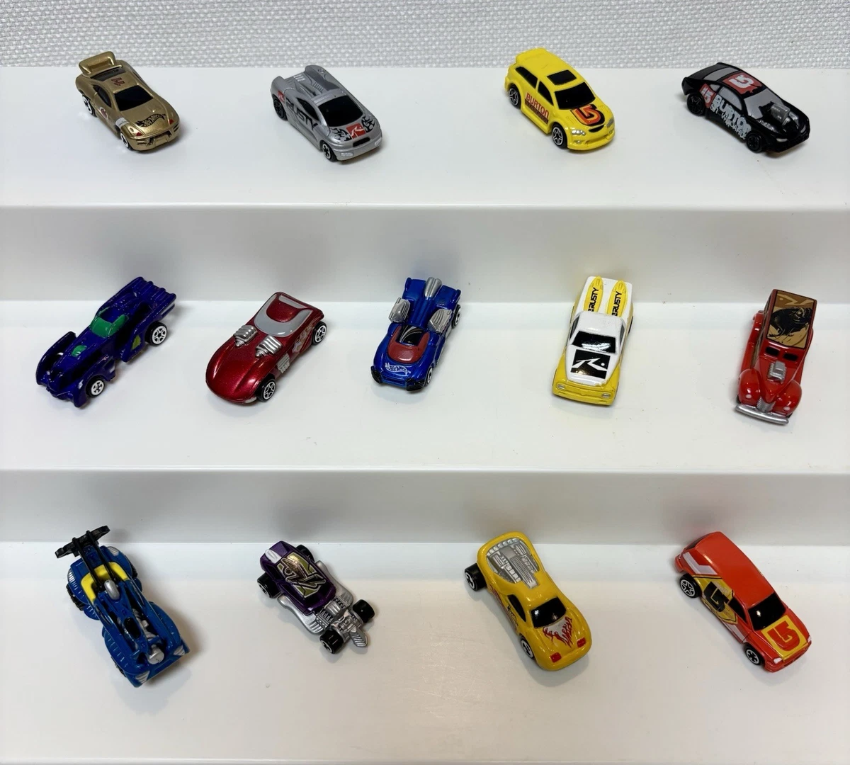 Hot Wheels 1:87 Scale Vintage Manufacture Diecast Cars, Trucks