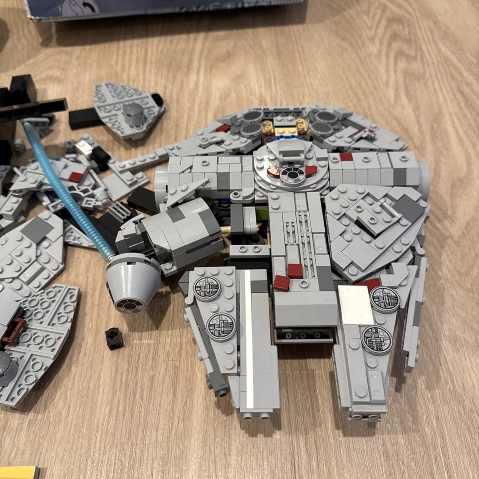 LEGO Star Wars R2-D2, Millennium Falcon, Pokémon, Used - Image 3 of 4