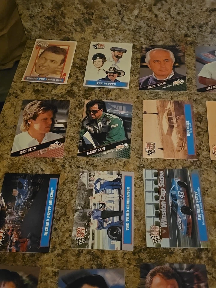 Juego profesional y tarjetas comerciales de carreras/comerciales Finish Line de los años 90. Lote de 125 sin duplicados. Bueno Foto 3 de 4