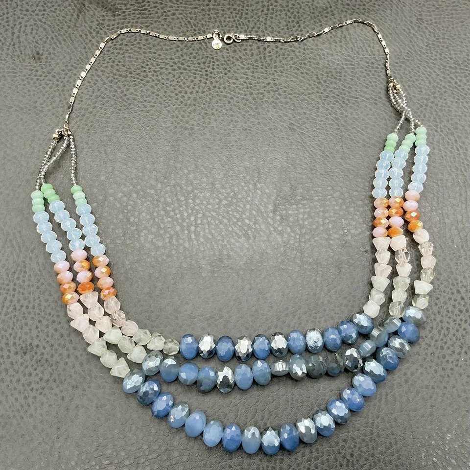 LOFT Mujer Collar Distintivo Multi Hilo Cuentas Facetadas Azul Pastel Tono Plateado Foto 2 de 4