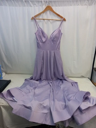 ❤️ Signature Collection Lilac Evening Prom Dress Size Small Pre Loved