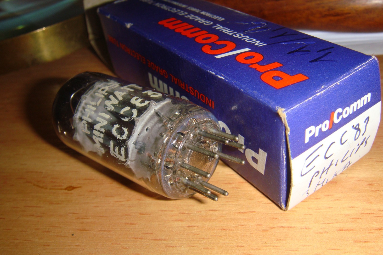 12AX7 PHILIPS ECC83 MINIWATT GETEUR U TEST 1.2 1.1