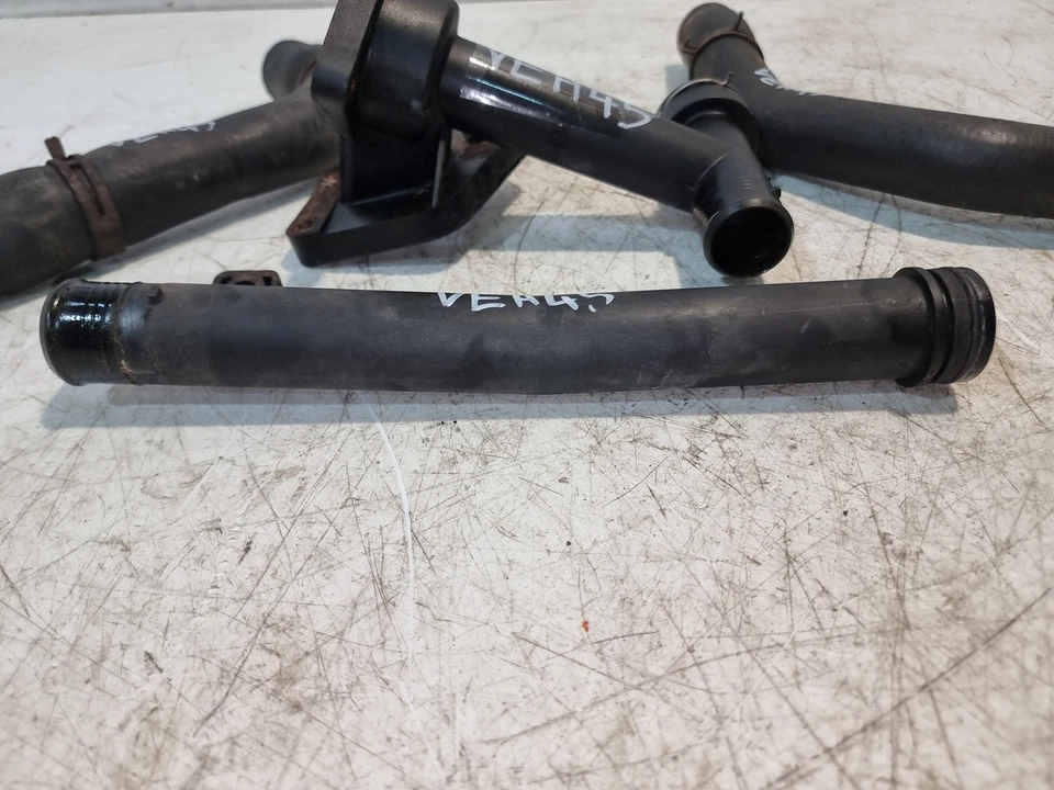 Jaguar X-Type Thermostat Housing & Pipes Hose 2001 PreFacelift OEM 1X43-8A587-AA - Image 3 of 4