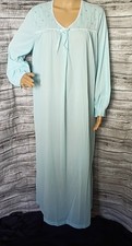 Vintage Lorraine Silky Nylon Nightgown Long Sleeve Slip On Sleep Dress Size M