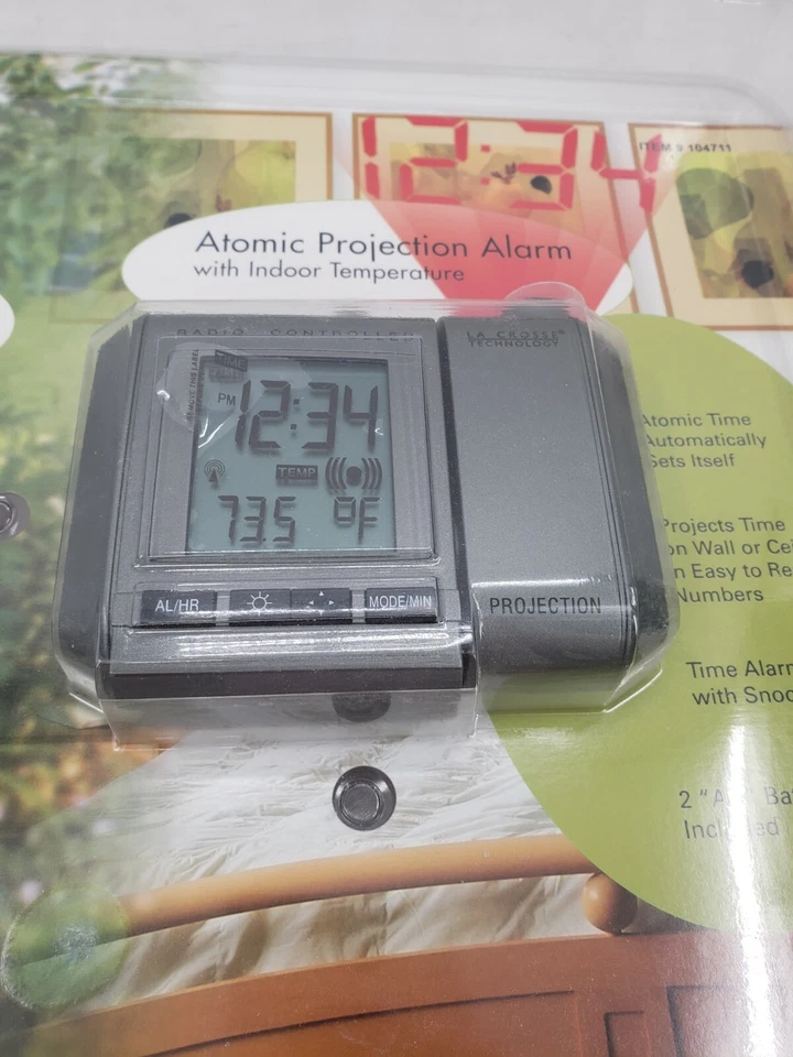 La Crosse Technology Atomic Projection Alarm Clock Indoor/Outdoor Temp - Image 2 of 4