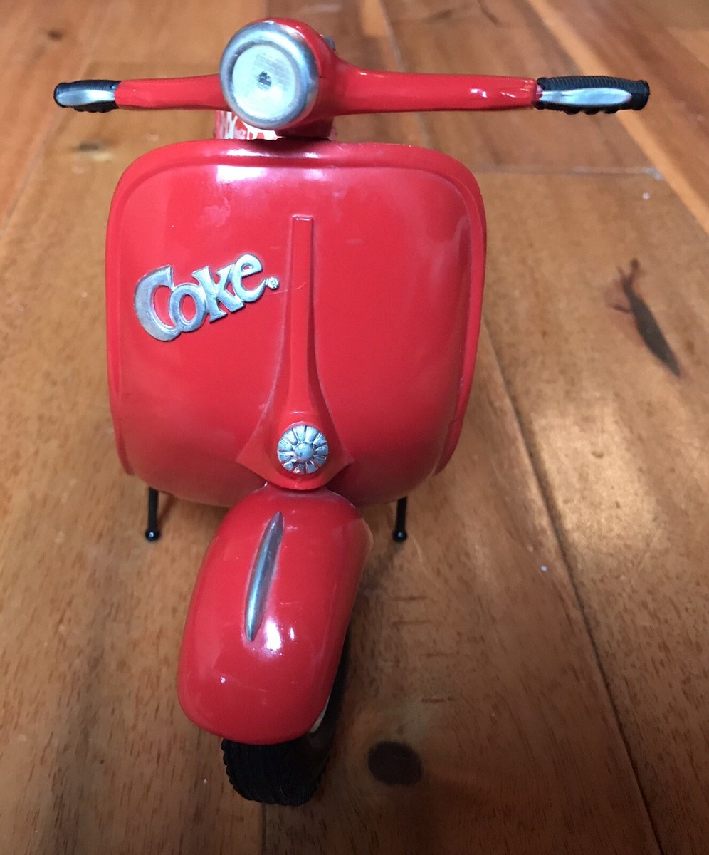 COCA COLA LIMITED EDITION DIE CAST RED MODEL PEDAL VEHICLE SCOOTER