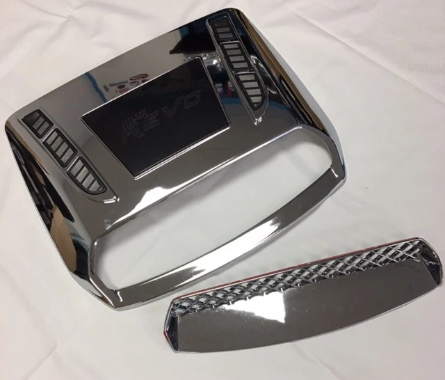 TOYOTA REVO 2015 2017 TAMPA CAPOTA CROMADA COLHER!!!!VENDA!!!! - Imagem 2 de 3